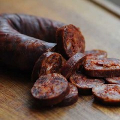 Chorizo mezcla vaca y cerdo 80/20 de Cárnicas Julio aprox.-